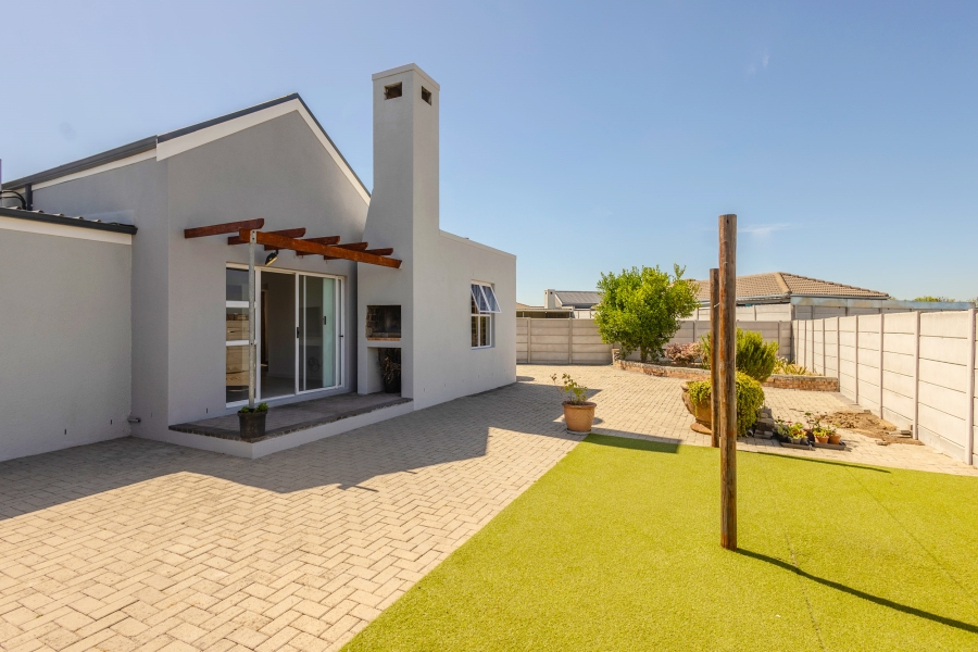 2 Bedroom Property for Sale in Viking Village Western Cape